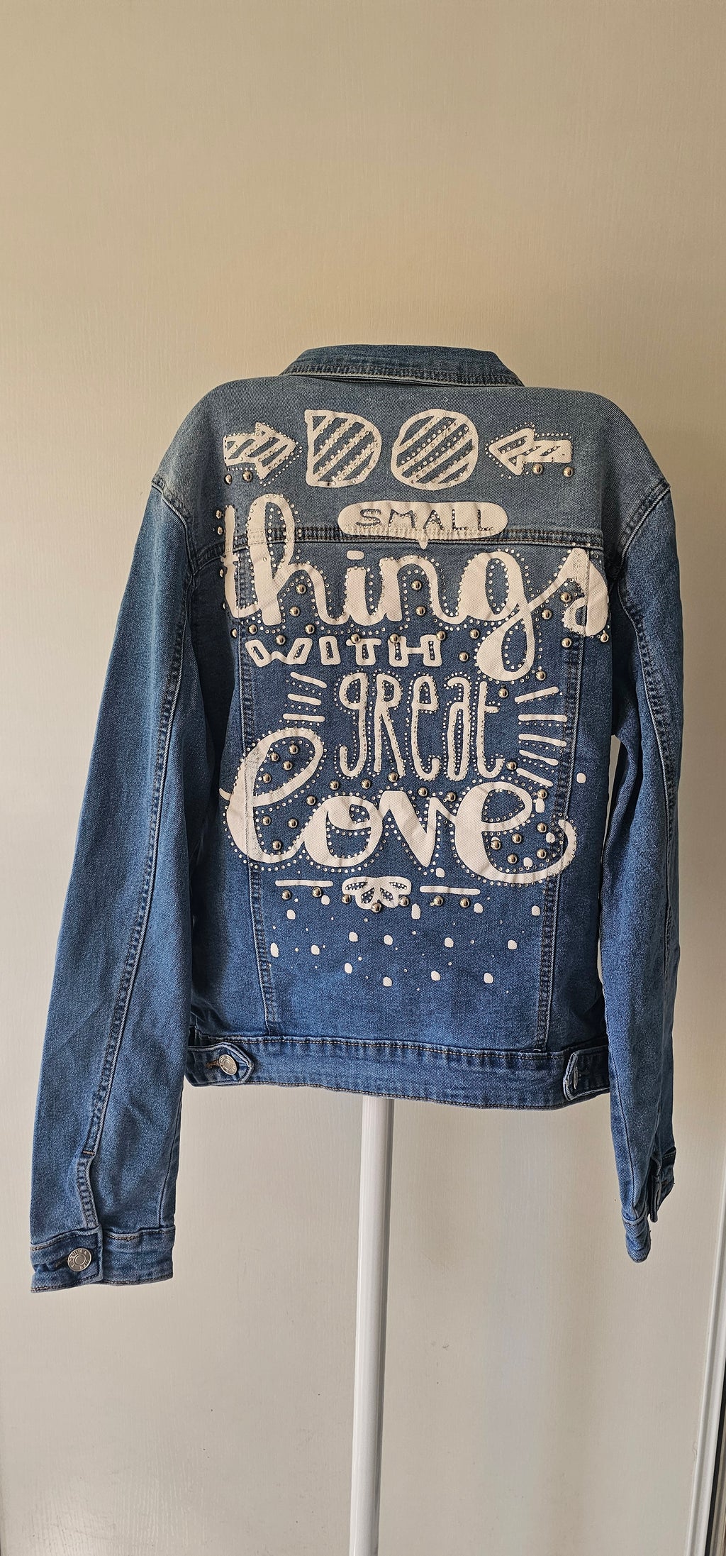 Veste en Jean Décor Texte Blanc & Strass