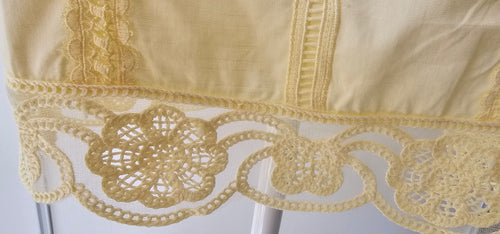 Blouse Jaune Dentelle Manches Courtes
