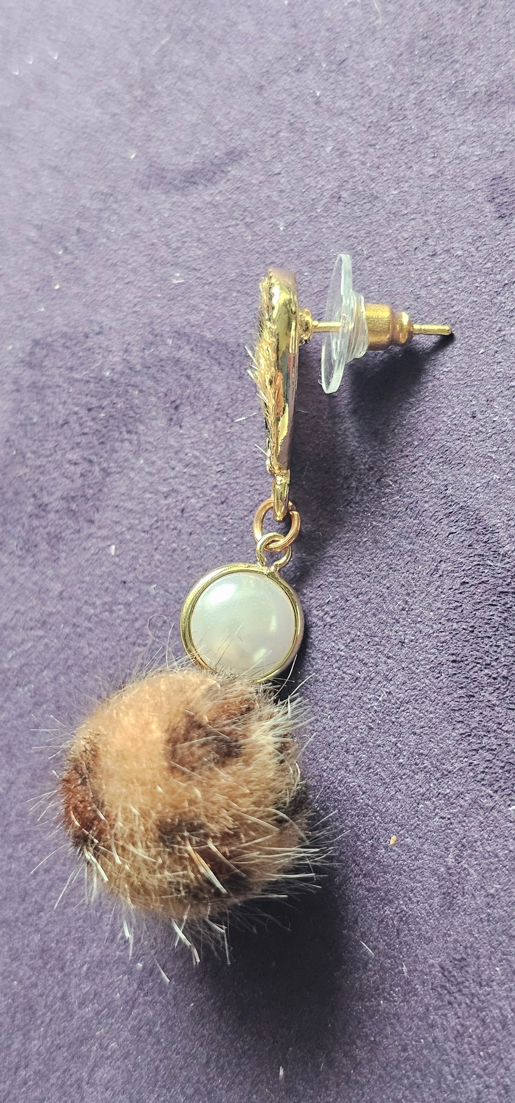 Boucles d'Oreilles Pompons Léopard & Perle – Pendantes Dorées