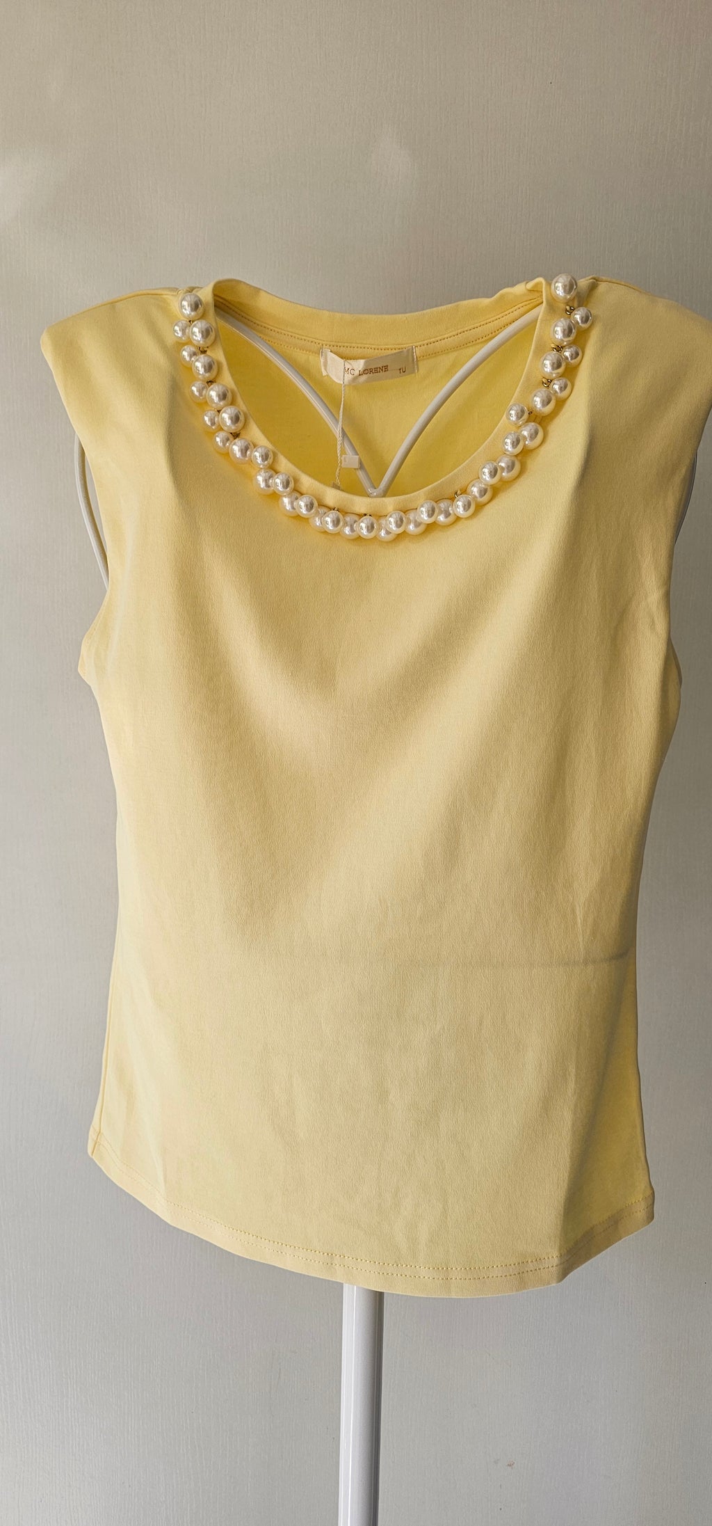 Top Jaune avec Perles & Épaulettes